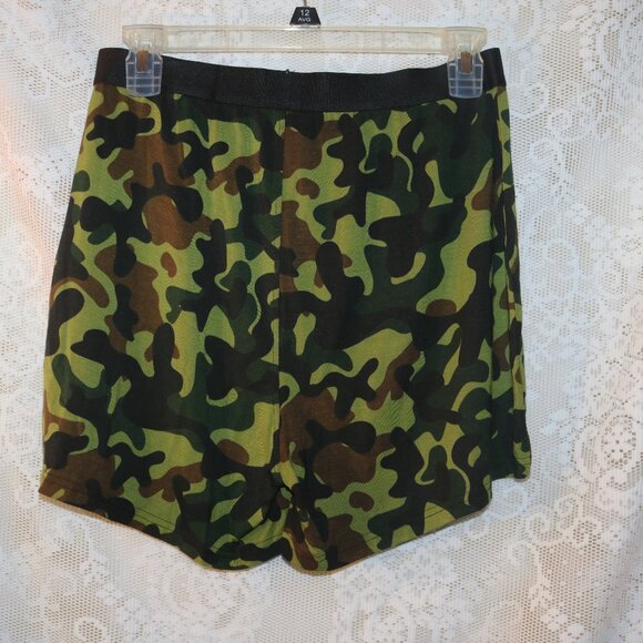 MeUndies green camo men's boxer shorts W/button size medium NWOT - Picture 2 of 4
